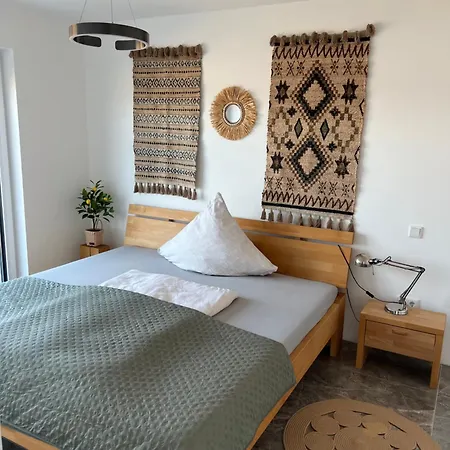 Haus Villa-moderne 3-zimmer In Wallersdorf-haidlfing *